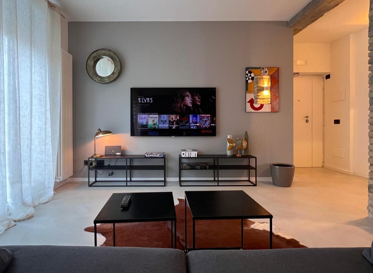 Romeasyoulike - Magenta Loft ภายนอก รูปภาพ