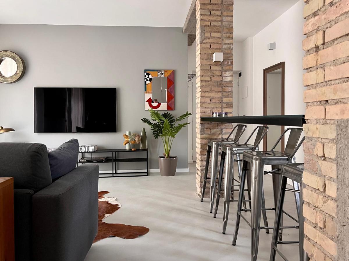 Romeasyoulike - Magenta Loft ภายนอก รูปภาพ